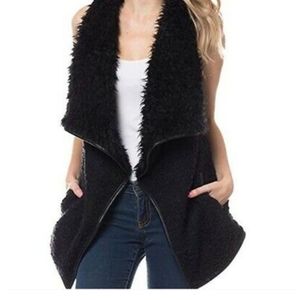 Love Tree Sherpa Vest Size Small